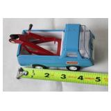 Vintage Tonka Towing Wrecker Toy Truck - Blue and Red