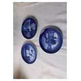 Set of 3 Vintage Blue and White Collector Plates