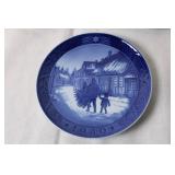 Set of 3 Vintage Blue and White Collector Plates