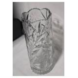 Elegant Crystal Vase with Floral Engravings 9-Inch