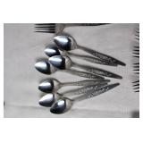 Set of 24 Stainless Steel Cutlery with Floral Design