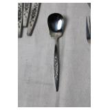 Set of 24 Stainless Steel Cutlery with Floral Design