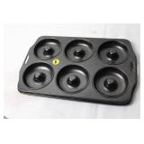 3-Tier Black Metal Baking Rack with Gingerbread and Donut Baking Trays