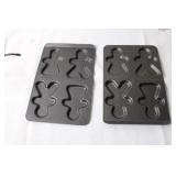 3-Tier Black Metal Baking Rack with Gingerbread and Donut Baking Trays