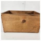 Vintage SNOBOY Wooden Crate 19.5" X 12" Great Condition