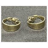 Collection of Avon Vintage Clip-on Earrings and Rings SZ 6 (approx)