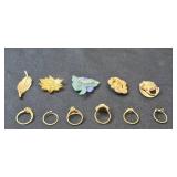 Collection of Vintage Brooches and Rings (approx sz 8) Gemstones