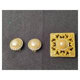 Vintage Crystal Bead Necklace with Clip-On Earrings and Brooch - display not inc