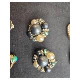 Assorted Vintage Jewelry Collection: Earrings, Pin and Ring