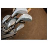 Used Northwestern Golf Club Set with Blue Bag