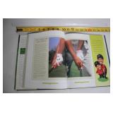 How I Play Golf Hardcover Book by Tiger Woods