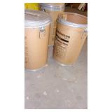 2 barrels with one cover...