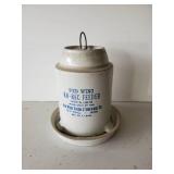 Red Wing Ko-Rec Feeder w/ rare bottom plate Good Condition great Display Piece