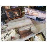 Household Wall Décor Lot, Signed Oil Painting, Terry Redlin, Kim Norlien and More