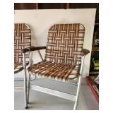 2 Solid Condition Mid Century Modern Folding Lawn/Camping Chairs