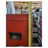 Large Standing Craftsman Tool Chest of Drawers On Wheels Great Garage organizer