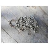 2 Heavy duty Chains with Hooks