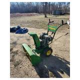 John Deere 726e Snow Blower   Starts and Runs as It should