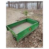 Metal John Deere Pull Behind Card Model MC519