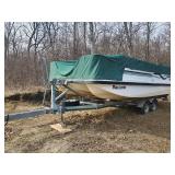 Boat Apache Seamaster Deck Boat with Evinrude 200HP Vindicator Outboard Motor and Stainless Steel two Axel Trailer