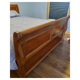 Full Size Sleigh Bed With Bedding and Convertible wood Chair/Step Stool