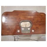 Beautiful Antique Zenith Radio