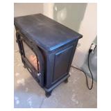 Very Nice Electric Fireplace/Heater   Working