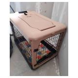 Folding Pet Gear Kennel with Case in good condition