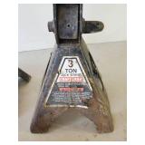 4 Craftsman 3 ton Jack Stands