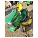 John Deere GX 345 Riding Lawn Mower