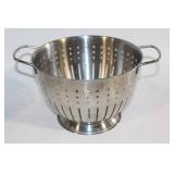 Set of 4 Stainless Steel Mixing Bowls & Strainers