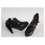 Pair of Black Leather Ankle Boots with Buckle and Zipper Accents - Size 7.5M