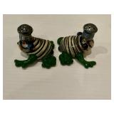 Gazelle Glass Hand Blown Art Glass Frog Salt & Pepper Shakers