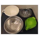 Mixing Bowls/Pourers