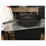 Vintage Cast Iron Wagner #10 Skillet