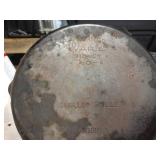 Vintage Cast Iron Wagner "Shallow Skillet" - 1098