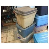 8 Totes with Lids
