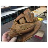 (2) Regent - Bobby Shantz - Lyman Bostock Youth Gloves