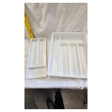 Oneida Stainless Silverware Set As Shown with Drawer Trays