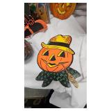 Halloween Lot with many vintage Decorations