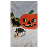 Halloween Lot with many vintage Decorations