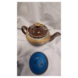 Paperwate, Contack Game, Teapots