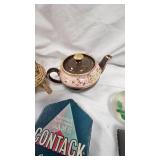 Paperwate, Contack Game, Teapots