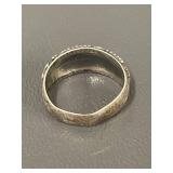 Vintage Sterling Silver Leaf Design Ring