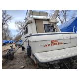 1996 Bayliner Avanti 3258 Command Bridge