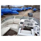 1996 Bayliner Avanti 3258 Command Bridge