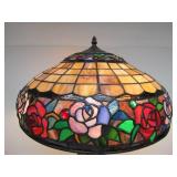 Very Nice Tiffany Style Stained Glass Table Lamp