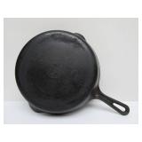 Old Vintage GRISWOLD No. 8 Cast Iron Skillet - 704H #2
