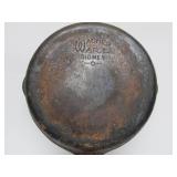 Nice Lot of 5 Vintage WAGNER Cast Iron SKillets