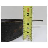 Nice Lot of 5 Vintage WAGNER Cast Iron SKillets